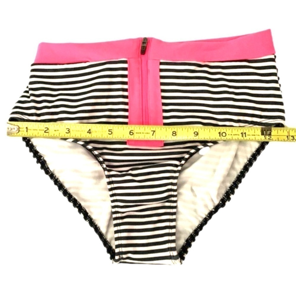 Betsey Johnson Capezio NWT Swimsuit Bottom, Size S, Black White & Pink - Picture 5 of 7